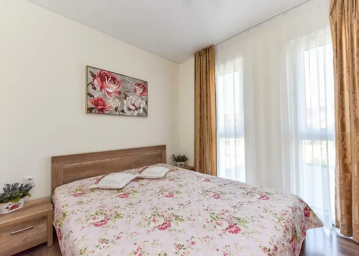 شقة Daivos Apartamentai *